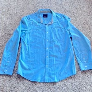 Calvin Klein Men’s Chambray Blue Button Down XL